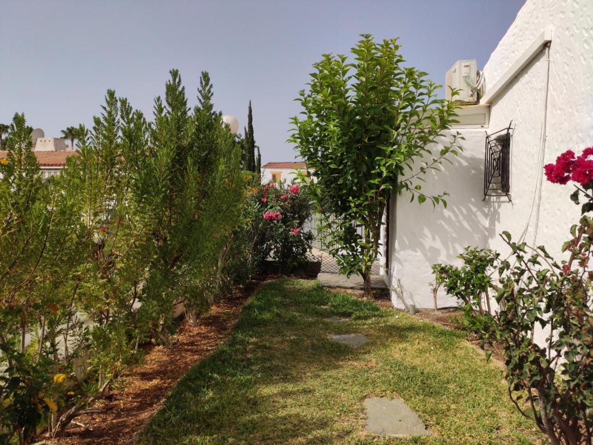 Vakantiehuis Lovely 2 Bedroom With Parking Maspalomas (Gran Canaria)