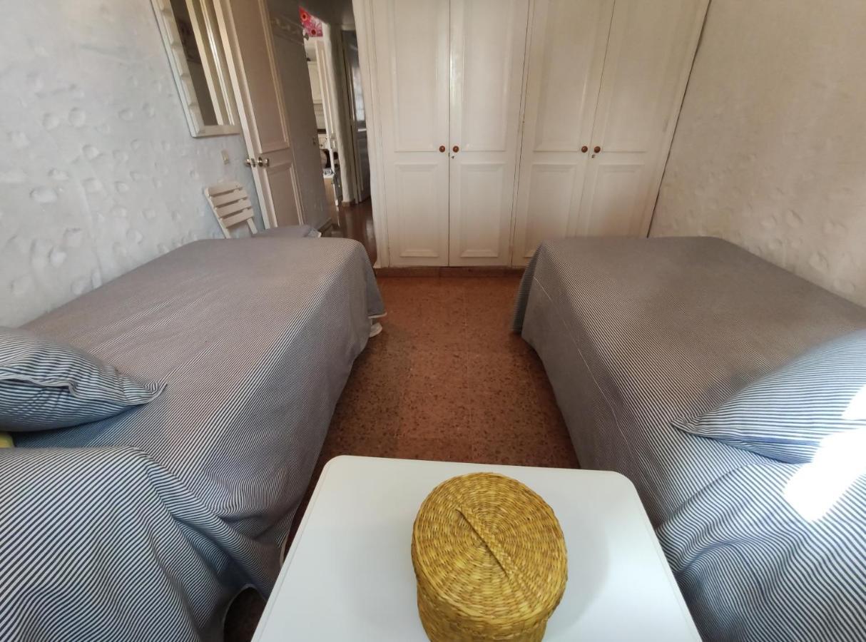 Vakantiehuis Lovely 2 Bedroom With Parking